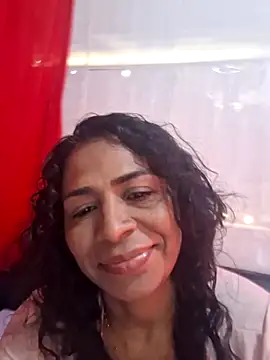 Snapshot of floresblancas chatting on November 2025 12:16:01 PM floresblancas online show from November 2025 12:16:01 PM