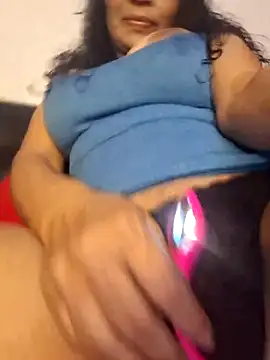 Snapshot of floresblancas chatting on November 2025 10:38:02 AM floresblancas online show from November 2025 10:38:02 AM