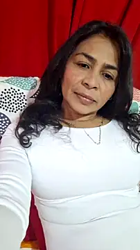 Snapshot of floresblancas chatting on May 2026 02:34:02 PM floresblancas online show from May 2026 02:34:02 PM