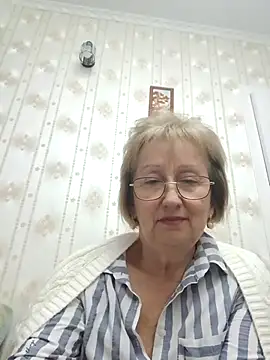 AlikaSwan5821 online show from November 2025 08:45:01 PM