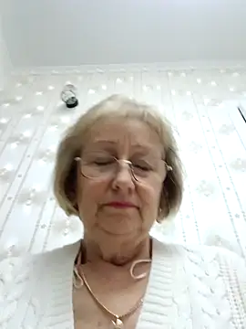 AlikaSwan5821 online show from November 2025 07:18:01 PM