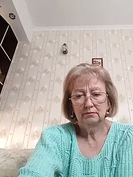 AlikaSwan5821 online show from October 2025 01:10:01 PM