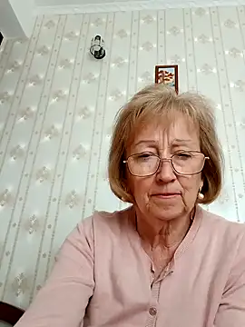 AlikaSwan5821 online show from September 2025 01:07:02 PM