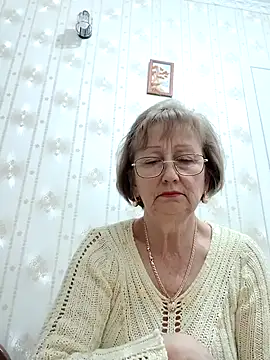 AlikaSwan5821 online show from November 2025 07:58:02 PM