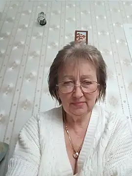 AlikaSwan5821 online show from February 2026 01:41:02 PM