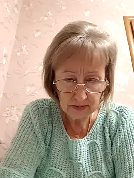 AlikaSwan5821 online show from October 2025 12:05:02 PM