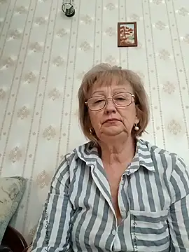 AlikaSwan5821 online show from October 2025 12:37:02 PM