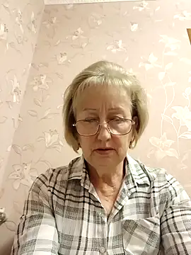 AlikaSwan5821 online show from November 2025 05:45:02 PM