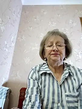 AlikaSwan5821 online show from November 2025 03:02:01 PM