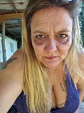 Misspapillon1840 online show from October 2025 02:18:01 PM