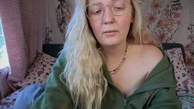 Daisyxoxo  online show from September 2025 08:31:02 AM