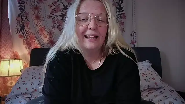 Daisyxoxo  online show from May 2026 08:43:02 AM