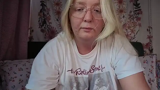 Daisyxoxo  online show from May 2026 08:50:01 AM