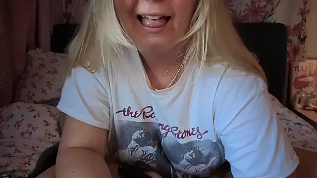 Daisyxoxo  online show from March 2026 10:01:02 AM