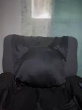  foreigntitts online show from October 2025 08:21:01 PM