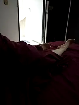 Hot bella28 online show from September 2025 12:50:01 AM