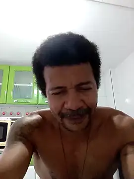 moreno25centimetro online show from November 2025 05:57:01 PM