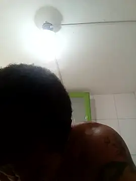 moreno25centimetro online show from December 2025 02:45:01 PM