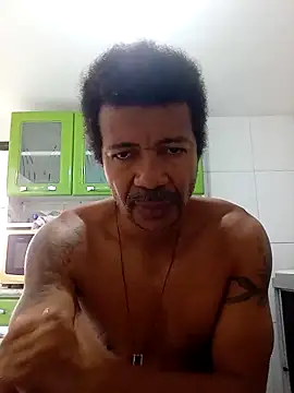 moreno25centimetro online show from November 2025 11:10:01 AM