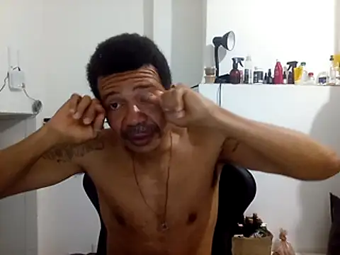 moreno25centimetro online show from October 2025 08:26:01 AM