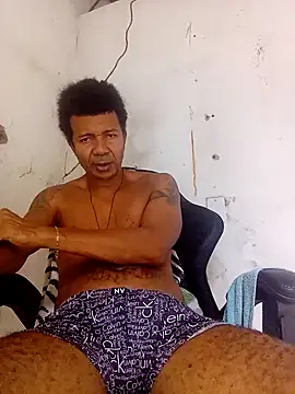 moreno25centimetro online show from February 2026 01:00:01 PM