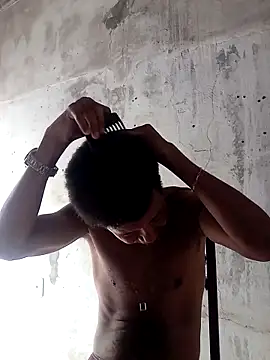 moreno25centimetro online show from February 2026 01:55:01 PM