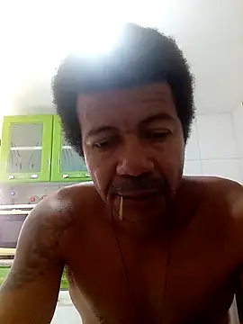 moreno25centimetro online show from December 2025 02:30:02 PM