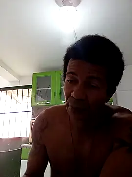 moreno25centimetro online show from December 2025 02:18:01 PM