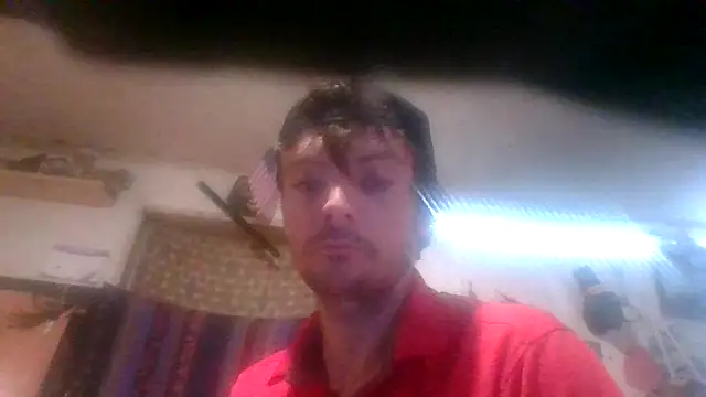 Snapshot of RichardW chatting on November 2025 12:14:01 AM RichardW online show from November 2025 12:14:01 AM