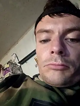 Snapshot of RichardW chatting on December 2025 02:32:01 PM RichardW online show from December 2025 02:32:01 PM