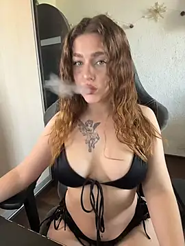 MikssMolly online show from May 2026 04:09:02 AM