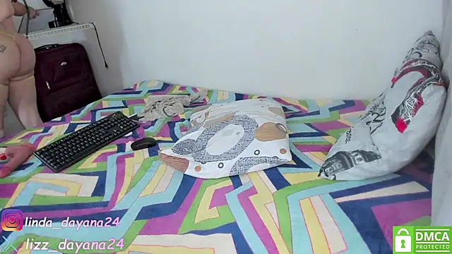 sweetdollinda23 online show from April 2026 01:42:01 AM