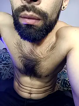 Enzo-wolf33 online show from October 2025 11:39:01 PM