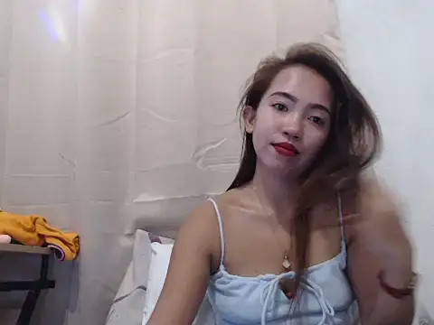 yourloving maris online show from October 2025 11:56:02 AM