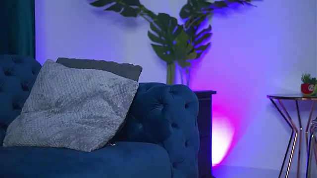 NinaSolenne online show from March 2026 08:16:02 PM