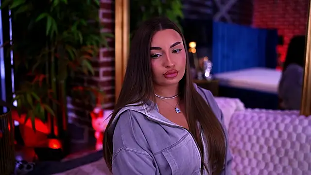 MillaSerene online show from February 2026 07:30:02 AM