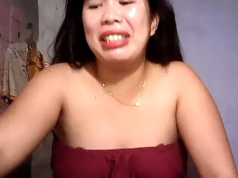 Snapshot of pinaysinglemommm chatting on June 2026 10:42:01 AM pinaysinglemommm online show from June 2026 10:42:01 AM