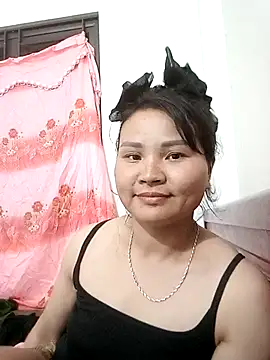 Heulwen-22 online show from November 2025 11:58:02 AM