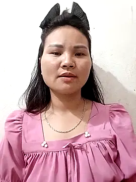 Heulwen-22 online show from September 2025 11:16:01 PM
