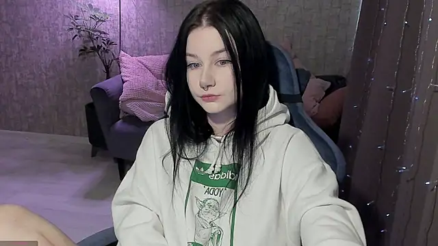 AlinaGreeeen online show from October 2025 05:54:01 AM