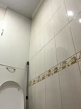 LuckyGirlfriends online show from October 2025 07:02:01 PM