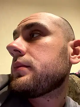 LuckyGirlfriends online show from October 2025 05:38:02 PM