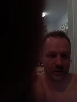 HotMichiSG online show from November 2025 03:27:02 PM