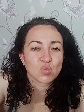 Velvet3451 online show from October 2025 09:27:02 PM