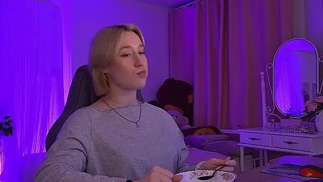 Snapshot of CinBellamy chatting on February 2026 02:56:02 AM CinBellamy online show from February 2026 02:56:02 AM