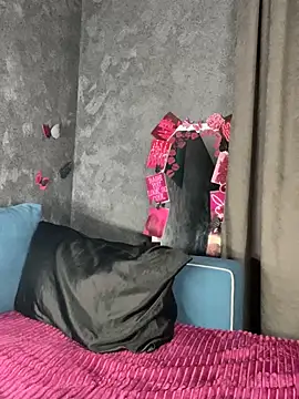 FavoriteKira online show from February 2026 07:42:02 PM