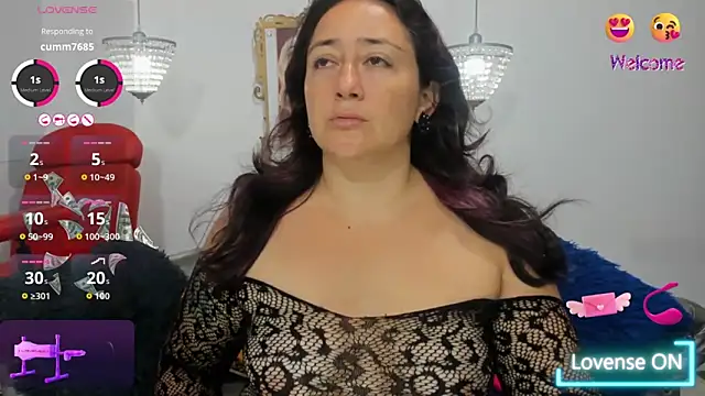 naughty milf esmeralda online show from April 2026 02:36:02 AM