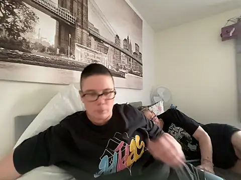 voluptuous-minx online show from February 2026 05:24:01 PM