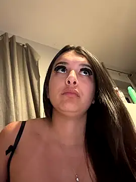 Amelianunnxx online show from October 2025 07:50:01 PM