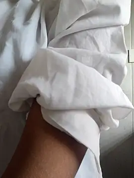 Radhika 01 online show from November 2025 04:16:01 AM